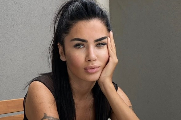 Oana Zăvoranu, în pelerinaj la moaștele Sfintei Parascheva. Vedeta și-a pus o dorință: „Mulțumesc din inimă!”