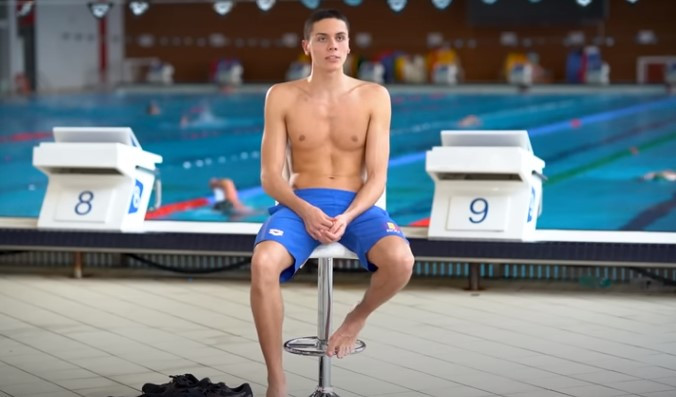 David Popovici a obținut bronzul în finala de 100 m liber de la Europenele de înot în bazin scurt. Cine a luat medalia de aur