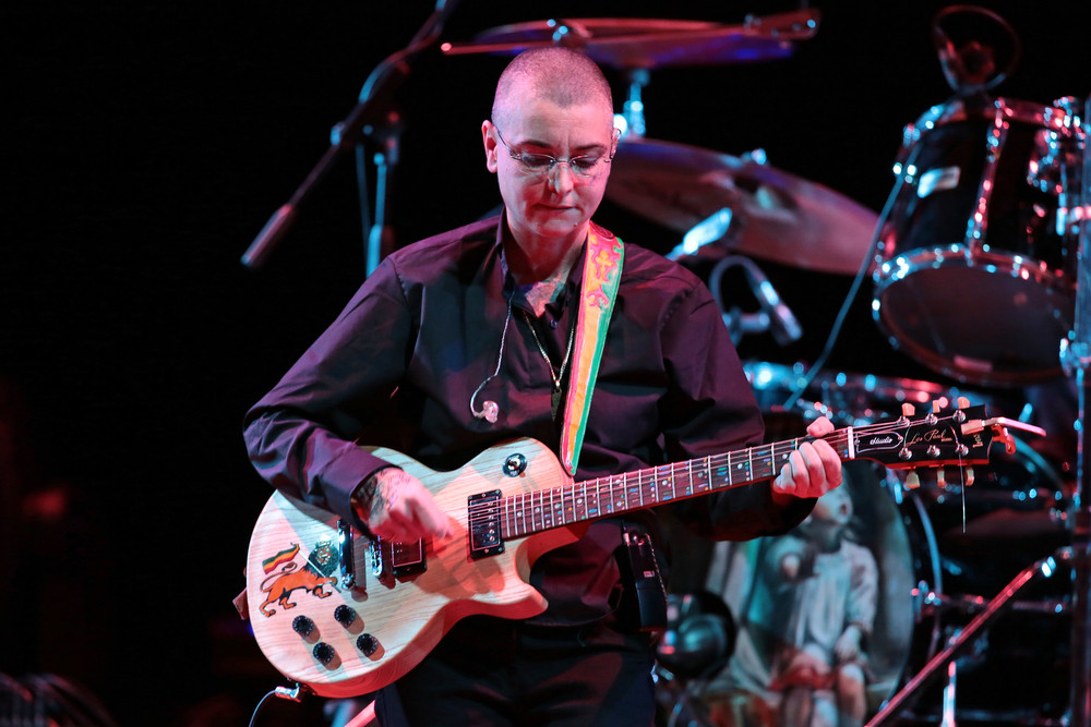 Sinead O’Connor a murit. Cântăreața s-a stins la 18 luni după ce fiul ei s-a sinucis