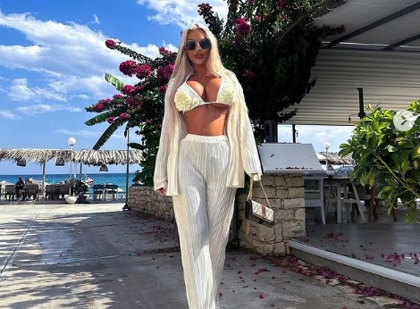 Loredana Chivu, primele declarații după ce s-a spus că ar putea ajunge la închisoare. Fostul partener a depus o plângere penală împotriva ei