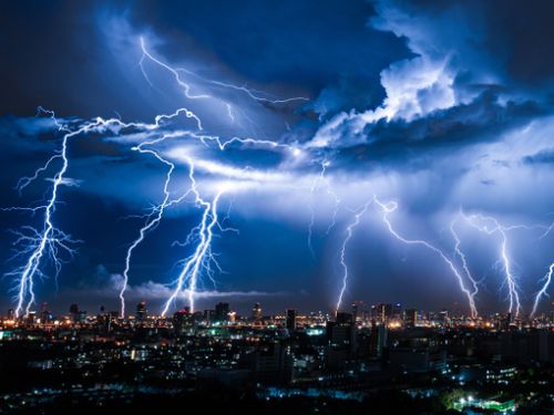 Avertizare ANM! Cod galben de ploi, vijelii și grindină. Localitățile vizate