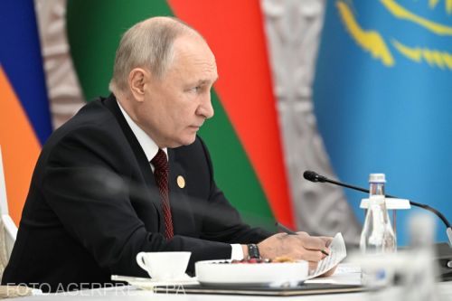 Vladimir Putin face apel la unitate înaintea alegerilor prezidențiale din Rusia