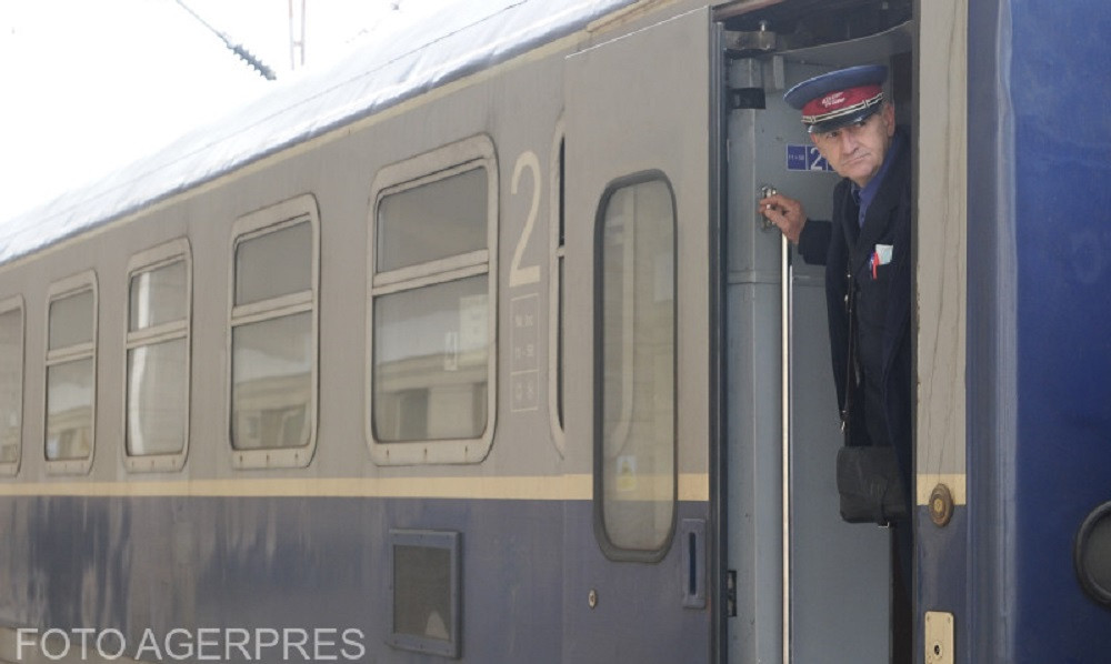 Posturi vacante la CFR: Descoperă ce locuri de muncă sunt disponibile în București și alte orașe