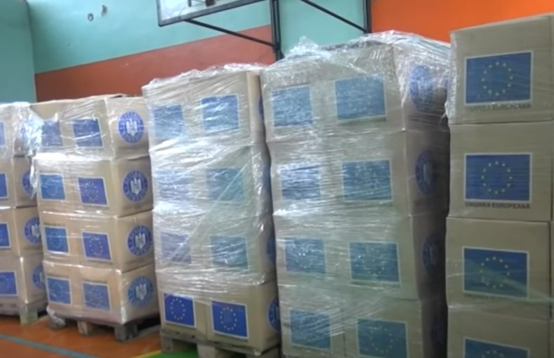 Începe distribuția alimentelor de la UE. Cine le poate primi