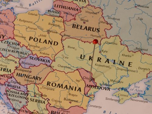 Ar interveni NATO dacă Republica Moldova ar fi atacată de Rusia? Geoană: „Moldova este partener, nu membru NATO”