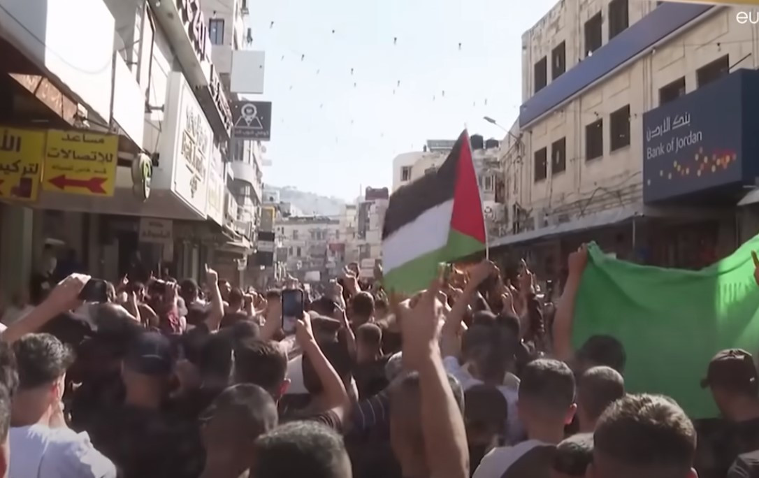 Mărturiile românilor despre iadul din Israel: „Trăim toți sau murim toți”