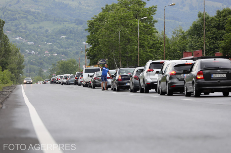 Rute alternative pentru șoferii care se întorc de la munte la București. Iată cum poți scăpa de aglomerația de pe Valea Prahovei