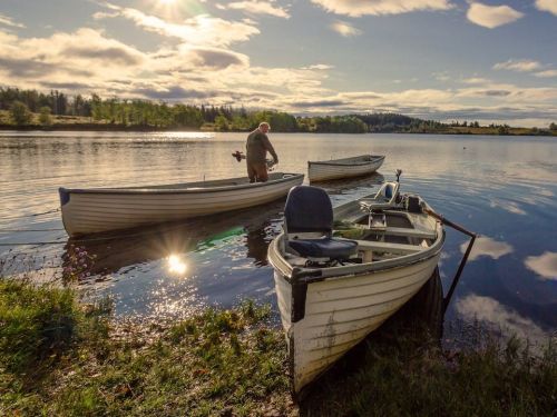 Cum alegi o geantă pescuit care ține pasul cu stilul tău de pescuit