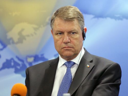 Klaus Iohannis a aprobat urmărirea penală a lui Petre Roman și Gelu Voican Voiculescu pentru infracțiuni contra umanității