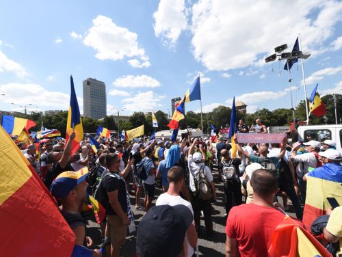 Bugetarii amenință cu noi valuri de proteste, după ce Guvernul a adoptat bugetul pentru 2024