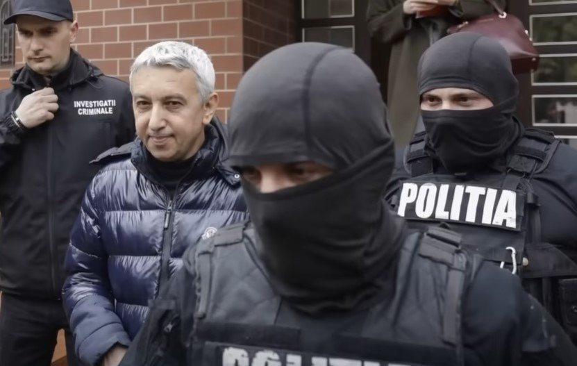 Cum a decurs întâlnirea lui Dan Diaconescu cu fata virgină, prezentată de gemenele minore. Ce i-ar fi șoptit la ureche fostul patron OTV