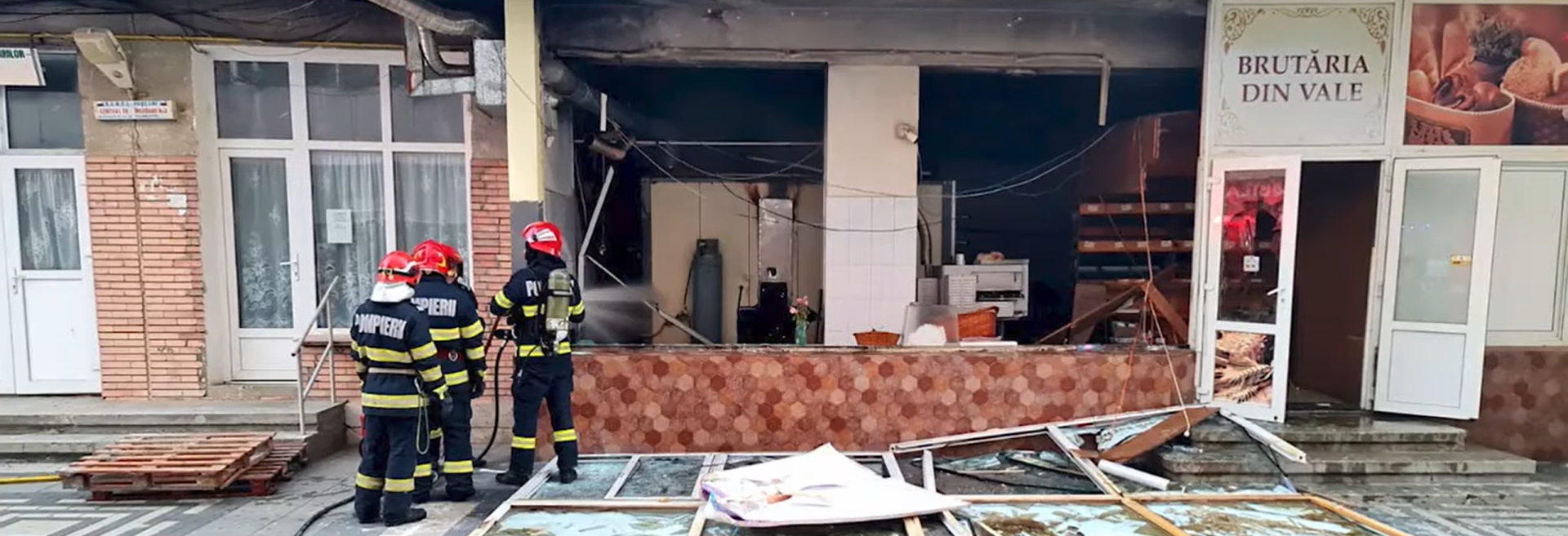 Explozie la un restaurant din Pașcani. Patronul localului s-a ales cu arsuri pe corp