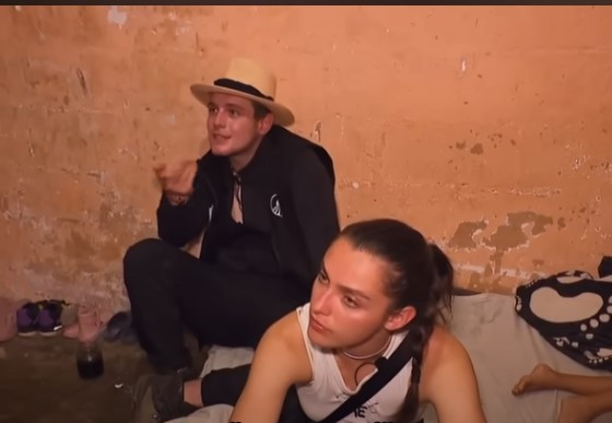 Aris și Alexia Eram, impresionați de modul în care s-au comportat cu ei niște oameni săraci: „Din puținul lor ne-au dat”