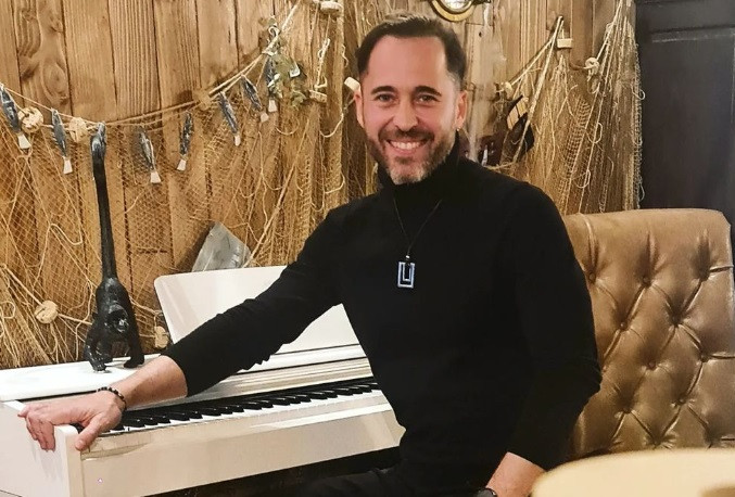 Dinu Maxer radiază după divorțul de Deea Maxer. Una dintre aparițiile sale i-a lăsat mască pe fani: „Eu nu pot să-i contrazic”