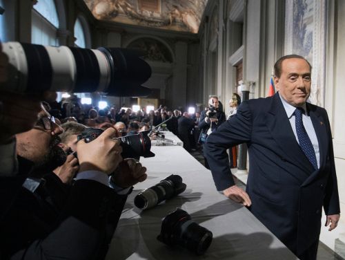 Silvio Berlusconi a murit la 86 de ani. Fostul premier italian suferea de leucemie