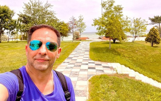 Dan Negru, imagine de colectie cu familia sa: „Nu apar la televizior, nu sunt vedete”