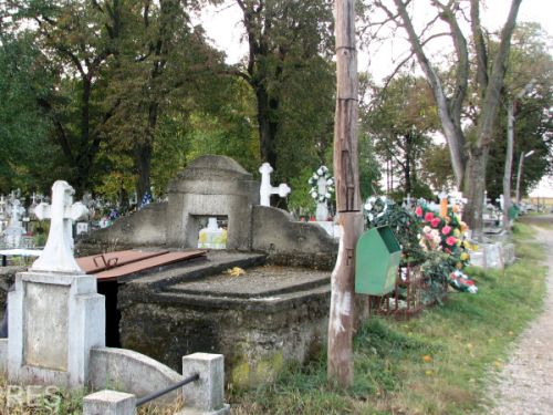 500 de morminte, mutate dintr-un cimitir pentru a face loc unui complex rezidențial. În ce oraș din România se va întâmpla