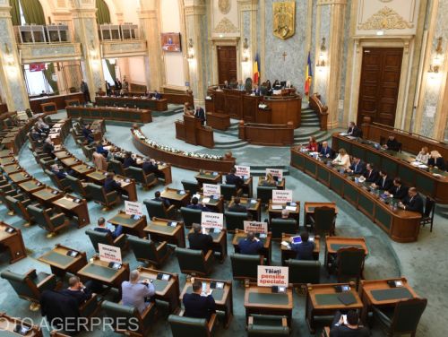 Pragul pentru abuzul în serviciu, eliminat de Guvern. Plenul Camerei a adoptat proiectul de modificare a Codului Penal
