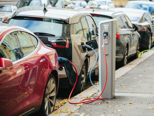 Din 2035 se vor vinde doar mașini electrice. Parlamentul European a adoptat proiectul