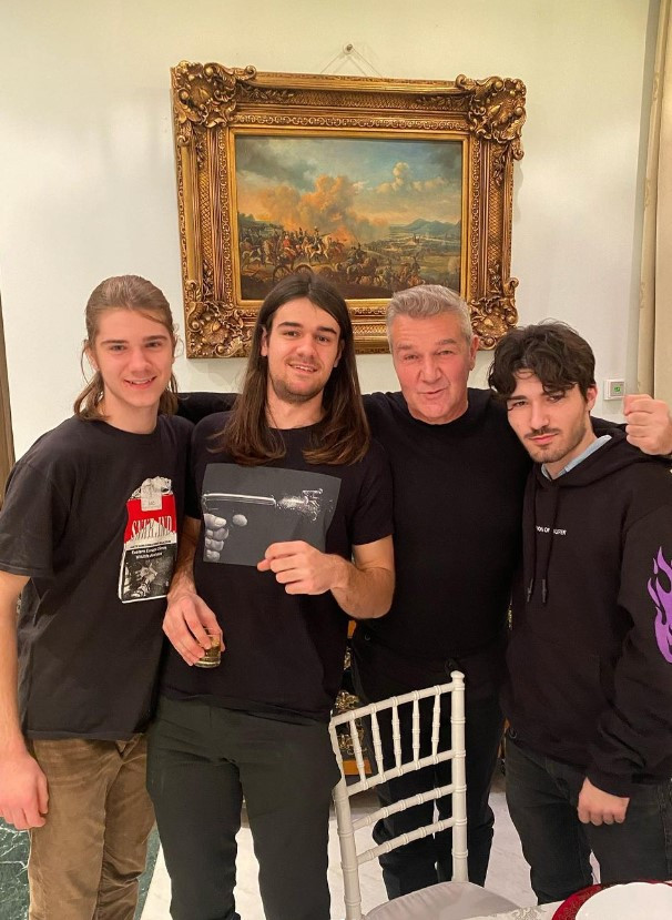 Ce etnie are Dan Bittman. Puțini știu acest detaliu despre îndrăgitul cântăreț