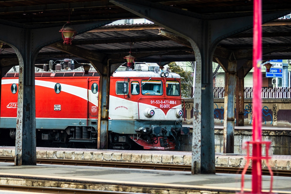 Începe revolta și la CFR. Angajații vor ieși în stradă săptămâna viitoare. „Protestăm!”