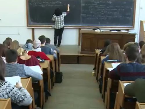 Cod QR pe diplomele de absolvire. Toate actele de studii vor conține asemenea coduri de identificare