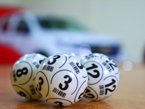Câștigător de loterie jefuit de grup infracțional: sentințe mai aspre decât cererile procurorilor