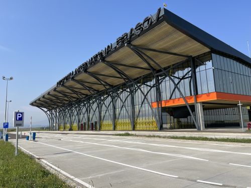 Sorin Grindeanu: „Aeroportul Brașov va putea opera curse internaționale”