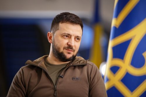 Zelenski solicită sprijin mai mare din partea SUA și critică ezitarea lui Biden în confruntarea cu Rusia