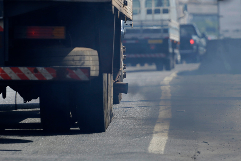 Restricții de circulație în 12 județe pentru autovehiculele de peste 7,5 tone din cauza caniculei