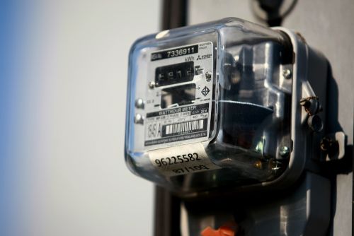 E.ON analizează retragerea de pe piața de furnizare energie și gaze din România