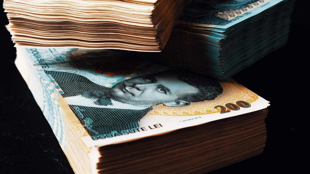 Plafoanele la plăți cash, modificate din nou. Care sunt șansele ca acestea să fie eliminate