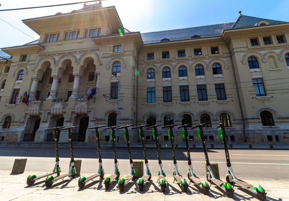 Trotinetele electrice ar putea fi interzise în București. Ce spune Primăria Capitalei