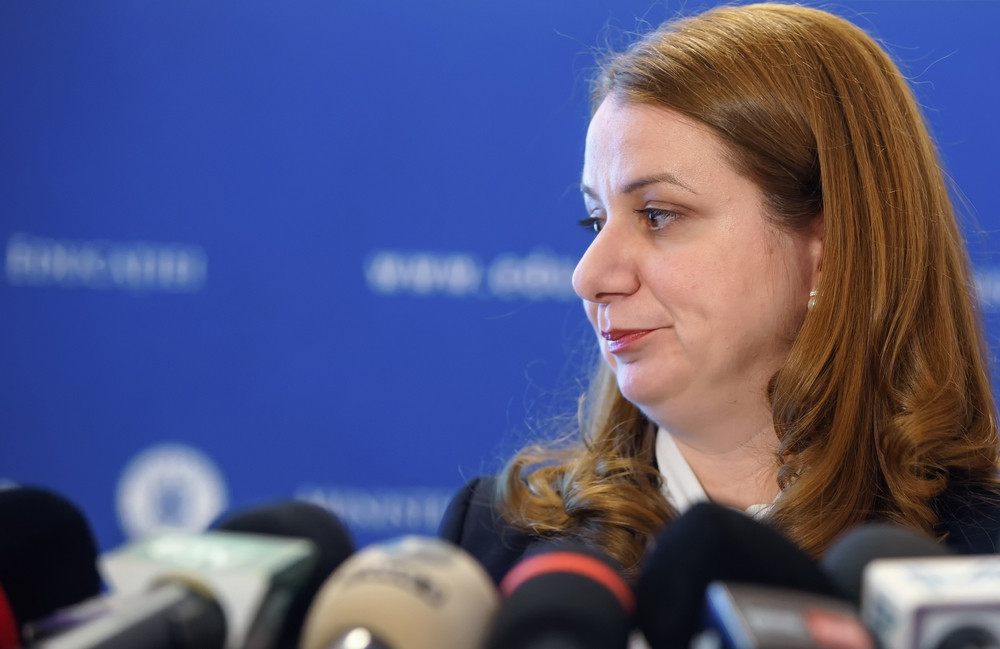 Deca, despre intrările separate în școli pentru profesori și elevi: „Fiecare unitate decide”