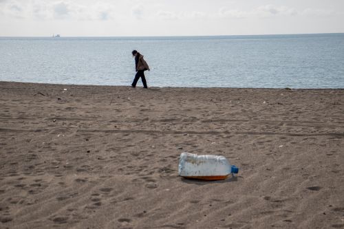Adevăratul motiv pentru care românii evită litoralul autohton: "Vrem apă curată și plaje îngrijite"