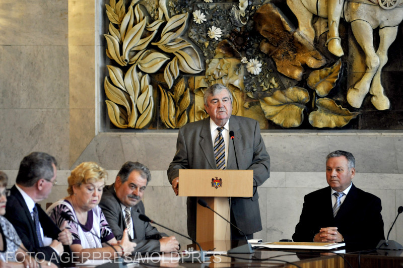 Primul preşedinte al Republicii Moldova a murit. Mircea Snegur s-a aflat în fruntea țării între anii 1990-1996