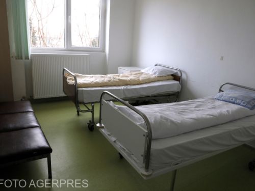 Intoxicație fatală. Doi soți din Craiova au murit după ce au dat cu spray contra țânțarilor în casă