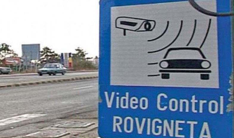 Schimbări pentru șoferi. Rovinieta de şapte zile dispare