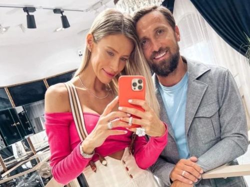 Gabriela Prisăcariu și Dani Oțil, nuntă fără tradiții: „Am rochia de mireasă, deci restul nu mai contează”