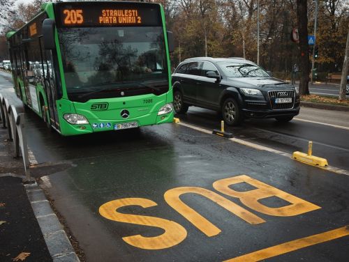 Benzi unice de circulaţie pentru transportul public în București. Pot sau nu conduce șoferii pe aceste benzi