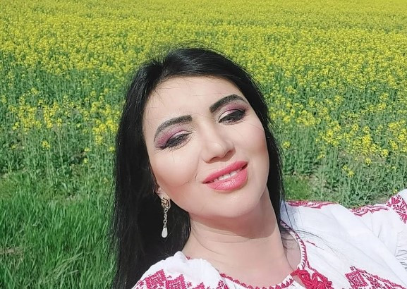 Adriana Bahmuțeanu, surpriză de ziua sa din partea Anamariei Prodan și a soțului ei: „M-a păcălit că mergem să bem un pahar”