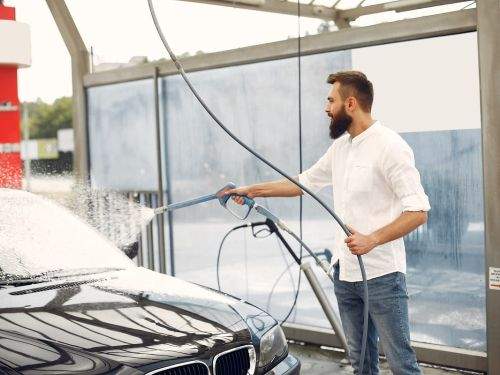 Interes crescut pentru proiectul de spălătorie auto cu 2 boxe în orașele mici