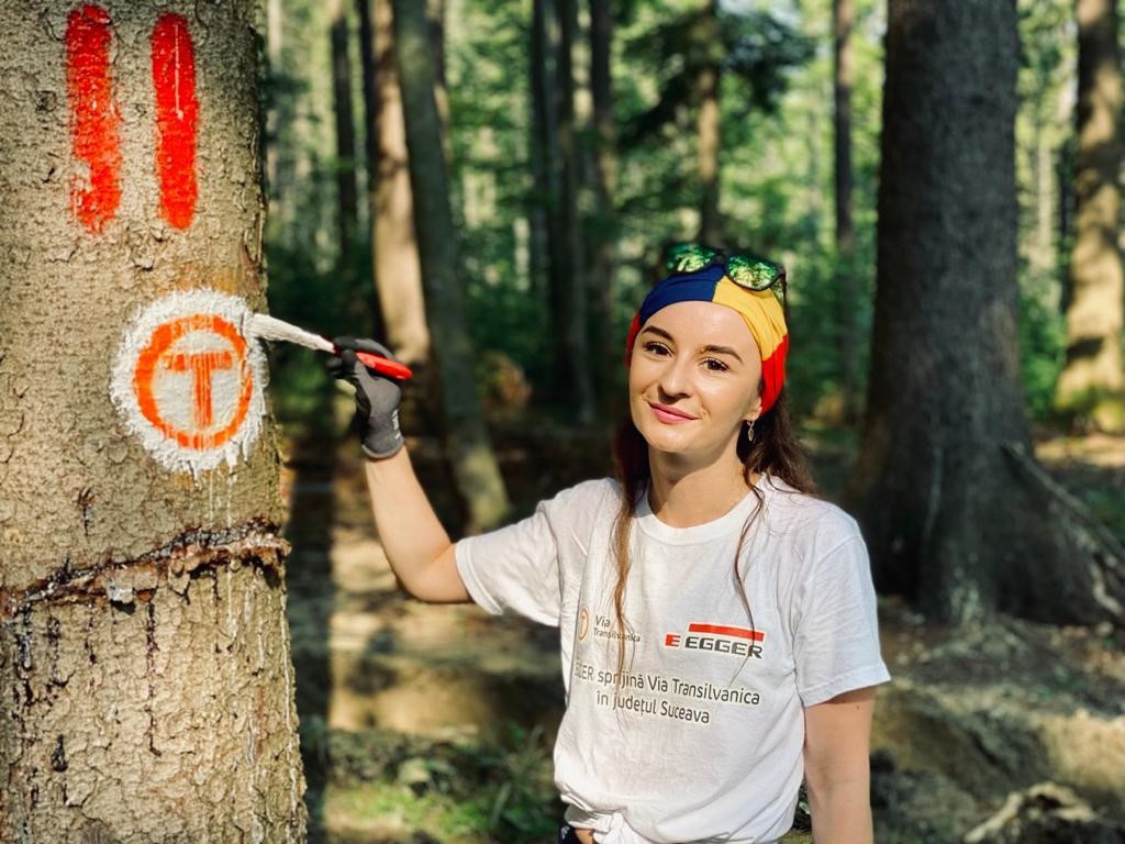 EGGER investește masiv în educație: Descoperă ce proiecte primesc peste 1 milion de euro în 2023