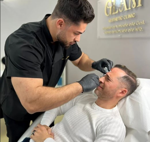 Motivul pentru care Dinu Maxer și-a făcut atâtea operații estetice: „Îi sfătuiesc și pe alții să facă la fel”