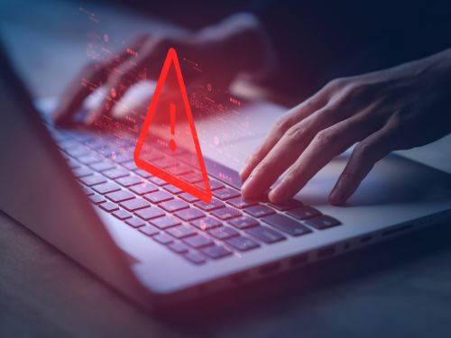 Atac cibernetic fără precedent în România: hackerii au atacat Camera Deputaților și au publicat buletinele lui Marcel Ciolacu și Kelemen Hunor. Ce recompensă cer