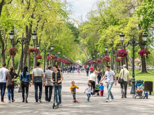 Minivacanță de Paşte în 2023. Câte zile libere vor avea românii. Cât durează vacanța elevilor