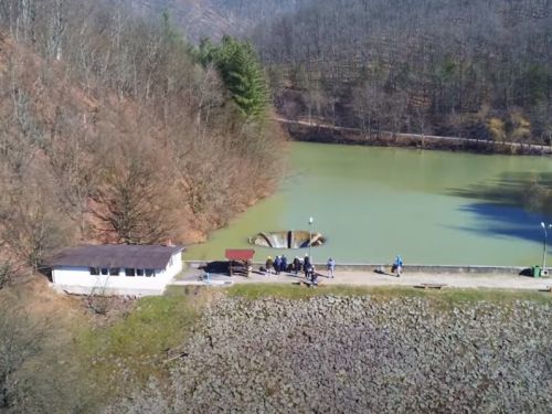 Investiție de 40 de milioane de lei pentru restaurarea unui lac unic în România. Până acum, frumusețea sa a fost umbrită de lipsa banilor
