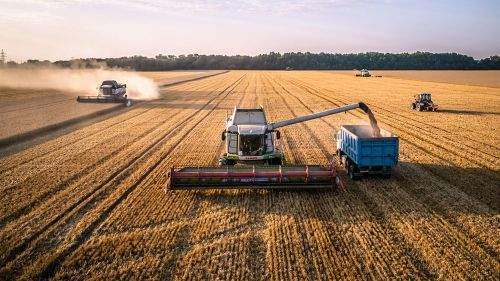 Descoperă cum România a obținut 2,3 miliarde de euro pentru agricultură în 2024