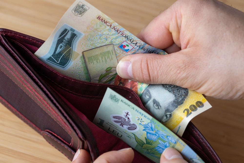 Coaliția a stabilit varianta finală a pachetului de măsuri fiscale: taxe mai mari pentru bănci, firme și bogați