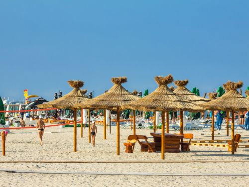 Ziua de 1 Mai pentru români. De ce oamenii merg la mare în această zi de sărbătoare